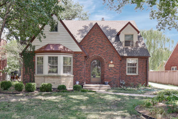 208 N PARKWOOD LN, WICHITA, KS 67208 - Image 1