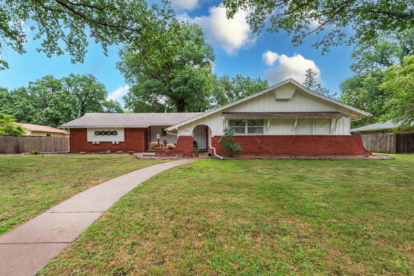 1304 N CHARLOTTE ST, WICHITA, KS 67208, photo 3 of 36