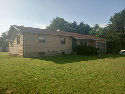 725 WALNUT ST, HALSTEAD, KS 67056 - Image 1