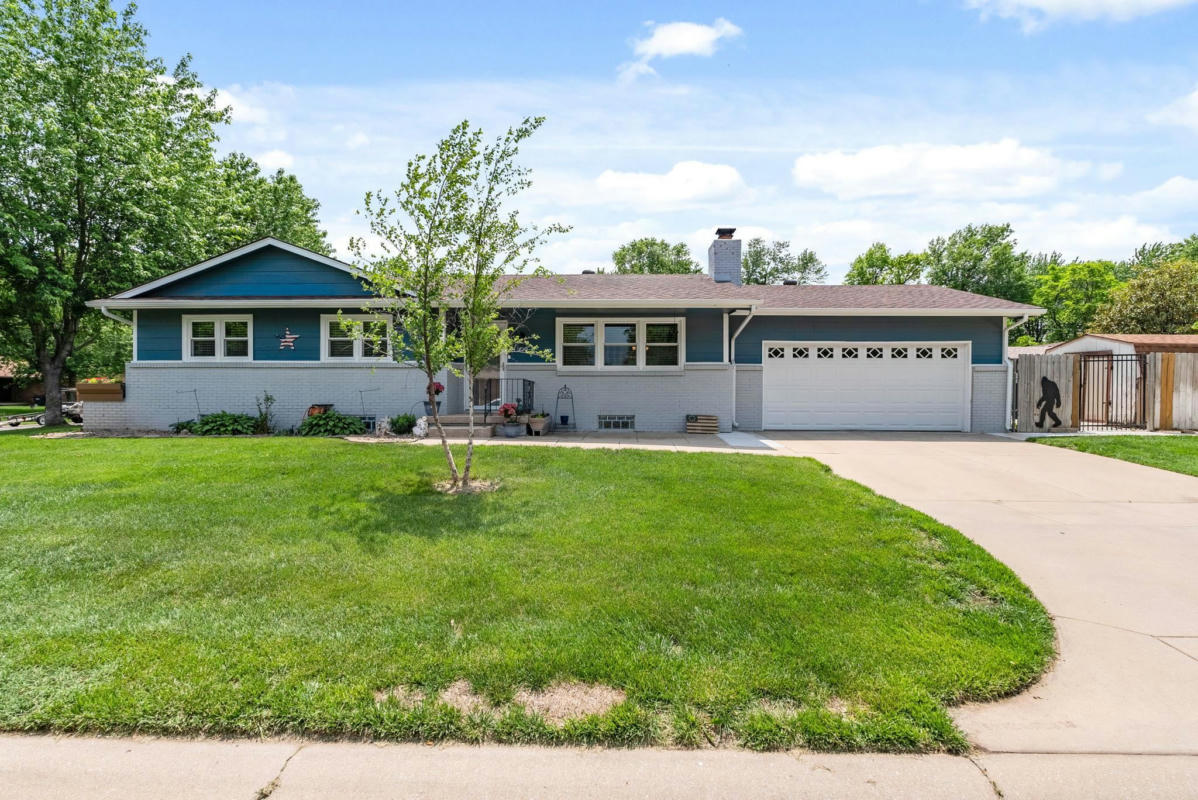 7909 W PONDEROSA ST, Wichita, KS 67212 Single Family Residence For Sale ...